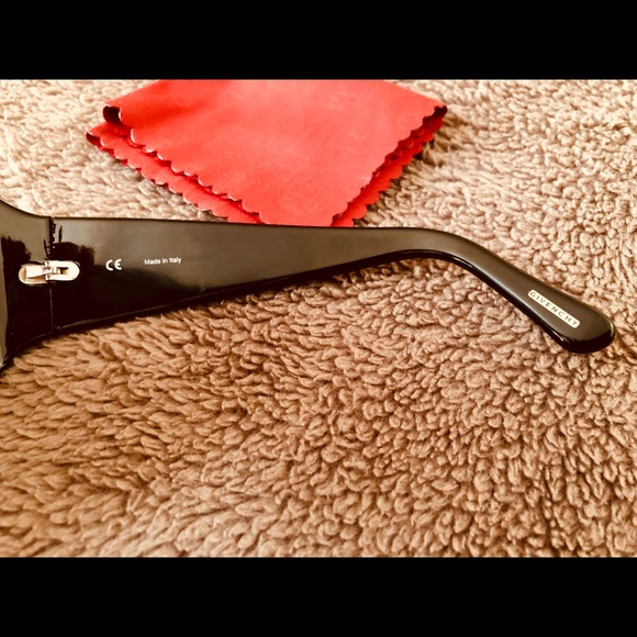 Authentic Givenchy Unisex Sunglasses Brand New - Picture 4 of 6